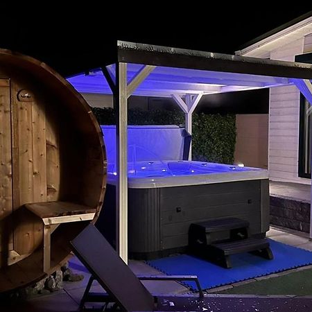 Chalet Buutengeweun, Met Luxe Jacuzzi En Tonsauna Sint-Annaland Extérieur photo