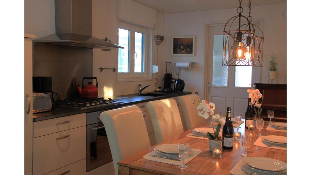 Chalet Buutengeweun, Met Luxe Jacuzzi En Tonsauna Sint-Annaland Extérieur photo