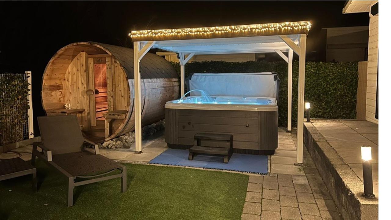 Chalet Buutengeweun, Met Luxe Jacuzzi En Tonsauna Sint-Annaland Extérieur photo