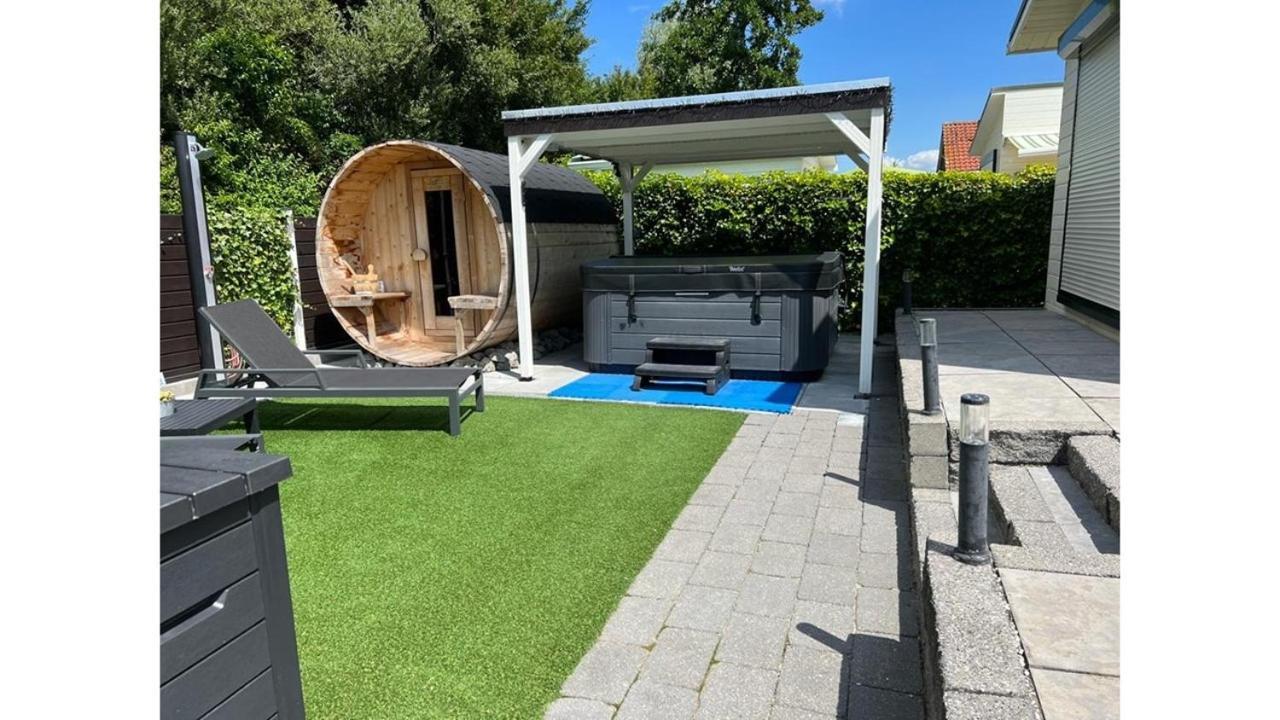 Chalet Buutengeweun, Met Luxe Jacuzzi En Tonsauna Sint-Annaland Extérieur photo